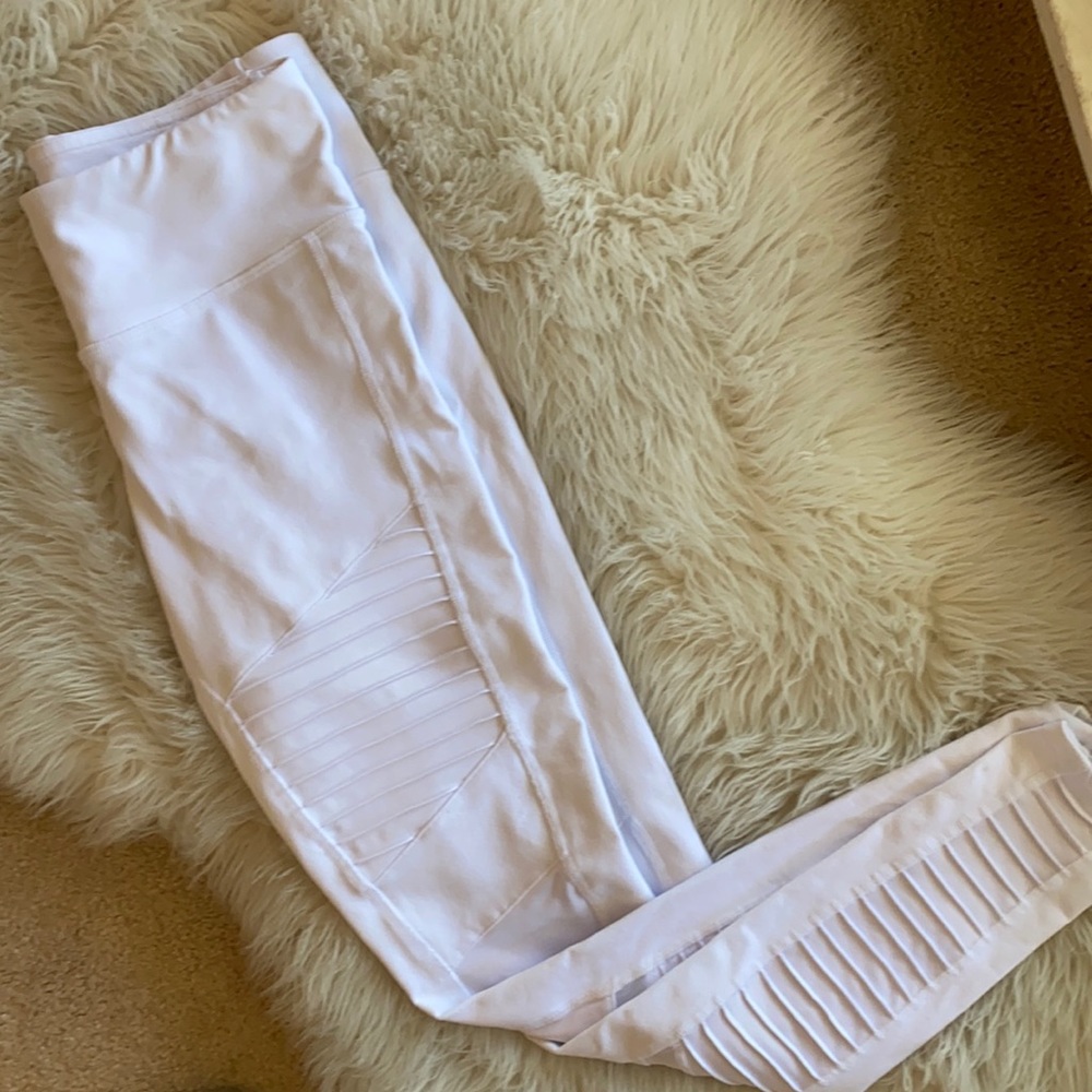 Alo High-Waist Moto Leggings